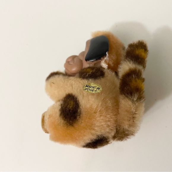 Vintage Wrinkles Hound Hugger Dog Plush Doll - Picture 11 of 16